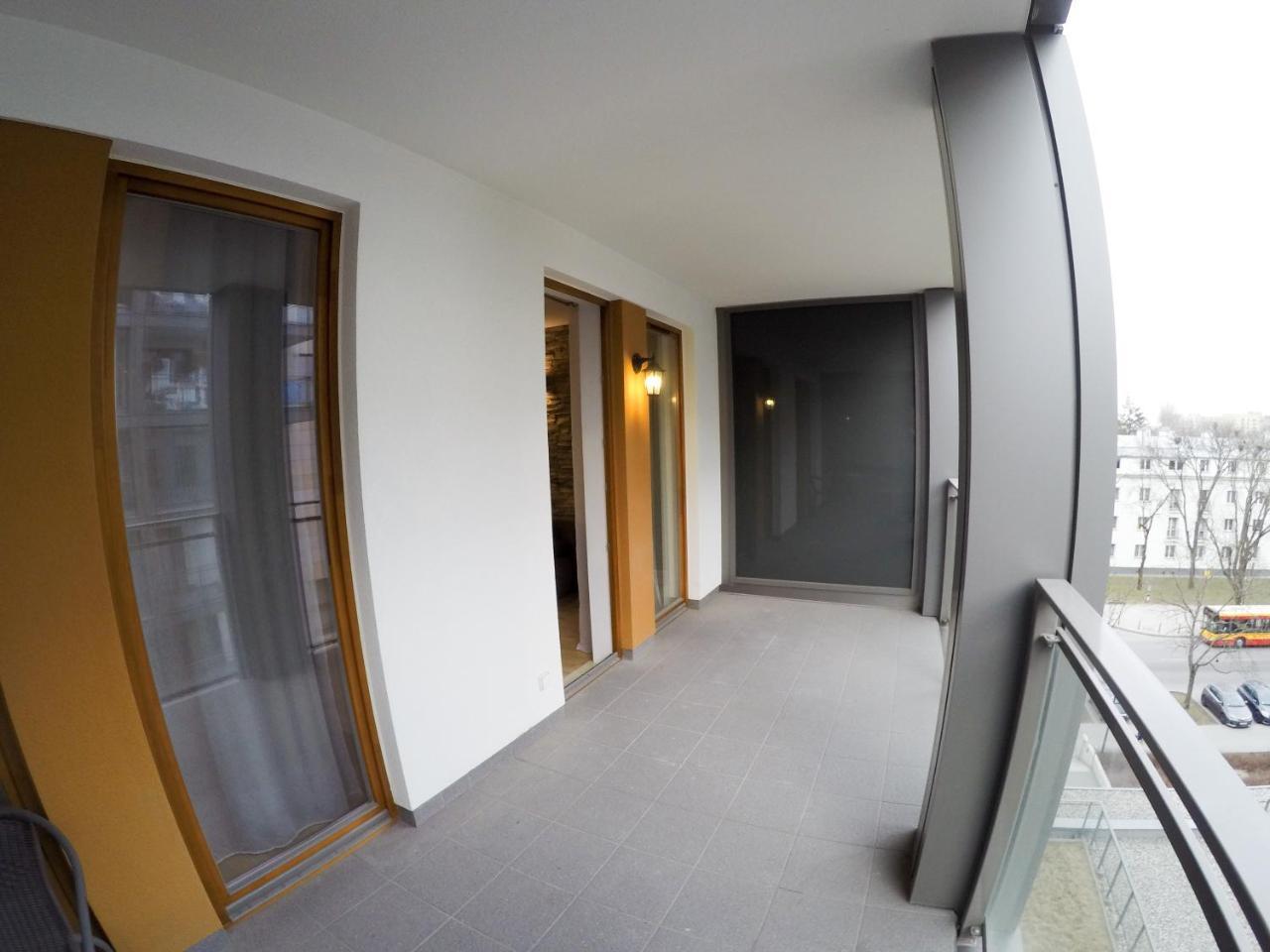 Apartament Obrzezna 3 Deluxe Warsaw Exterior photo